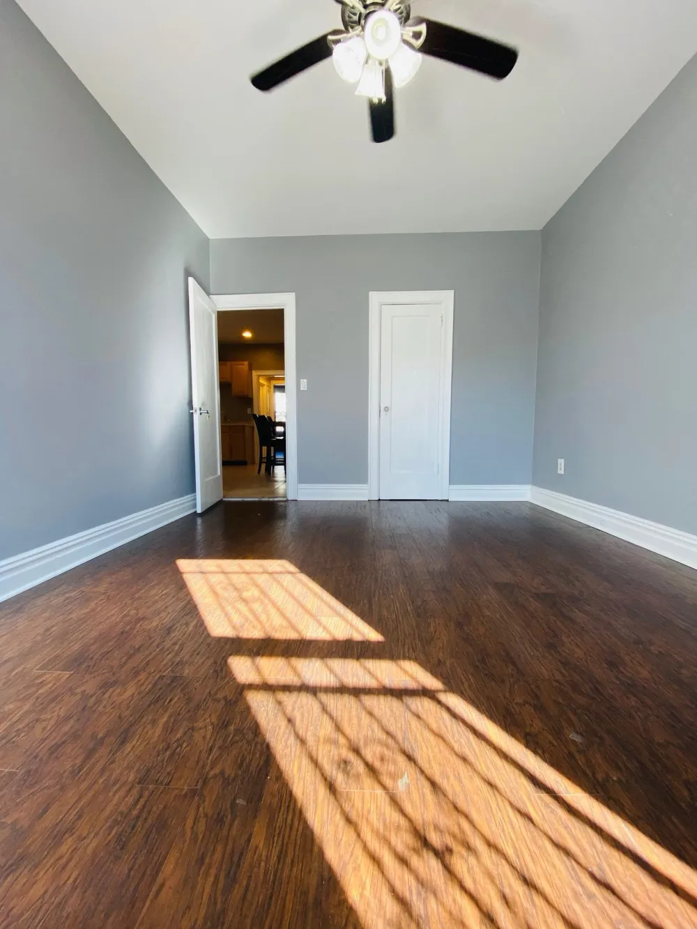 33 LONG ST Jersey City, NJ 07305