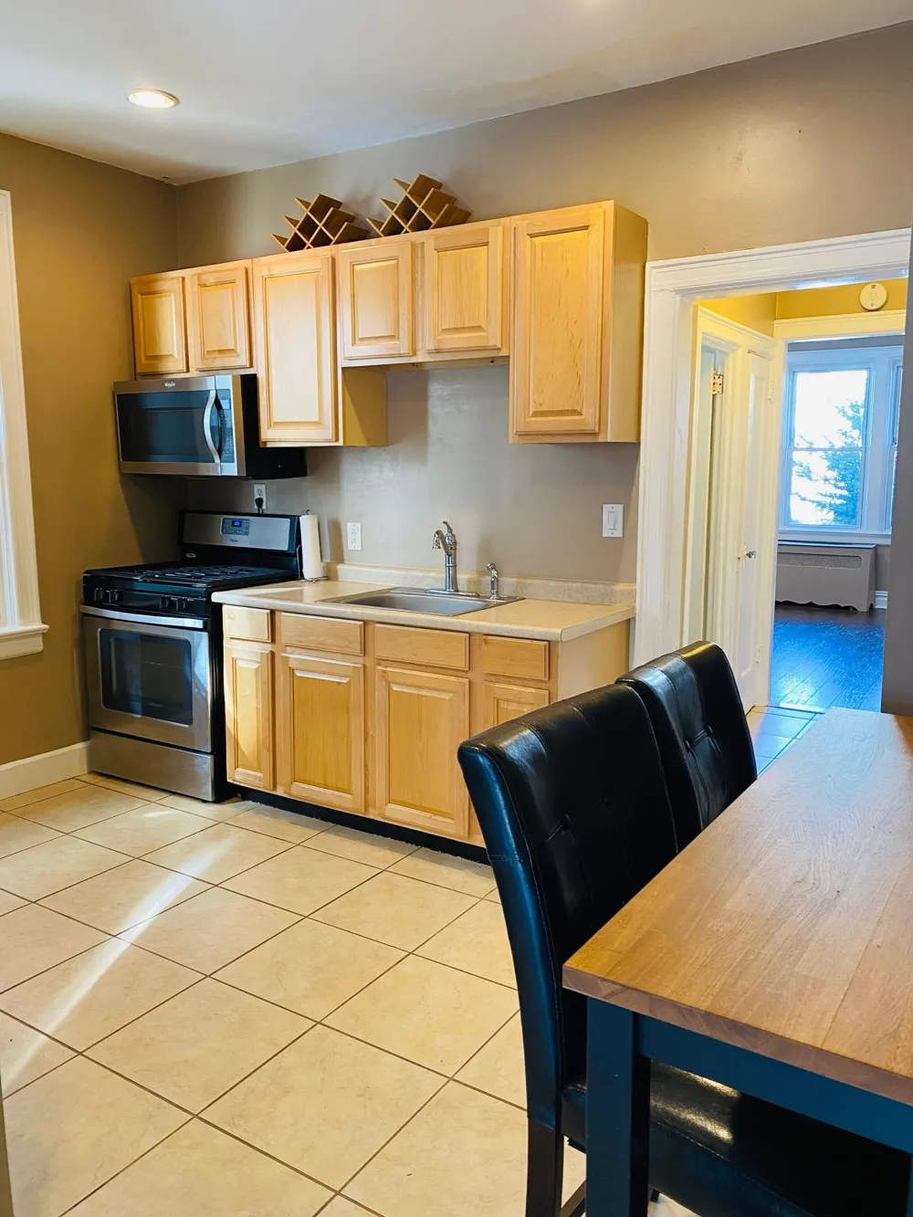 33 LONG ST Jersey City, NJ 07305