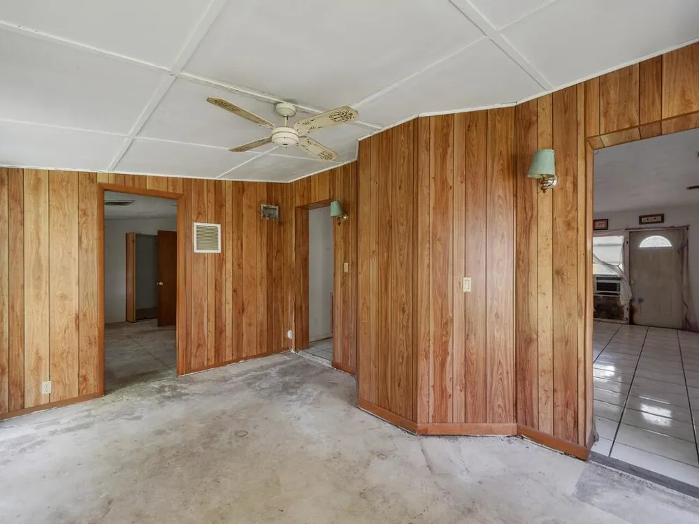 490 Sandia Avenue Port St. Lucie, FL 34983