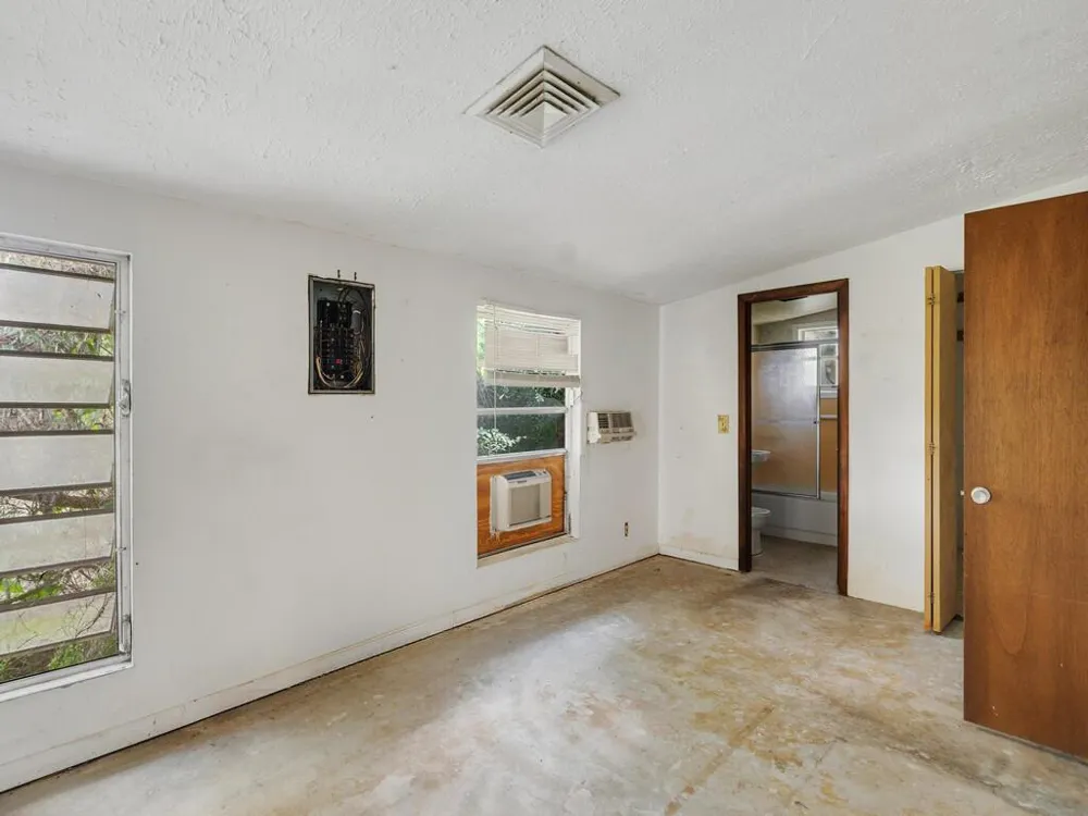 490 Sandia Avenue Port St. Lucie, FL 34983