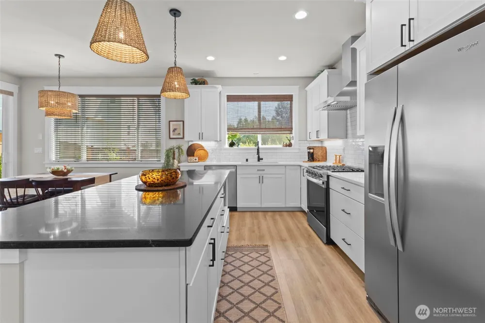 5949 Ranch Loop Ferndale, WA 98248