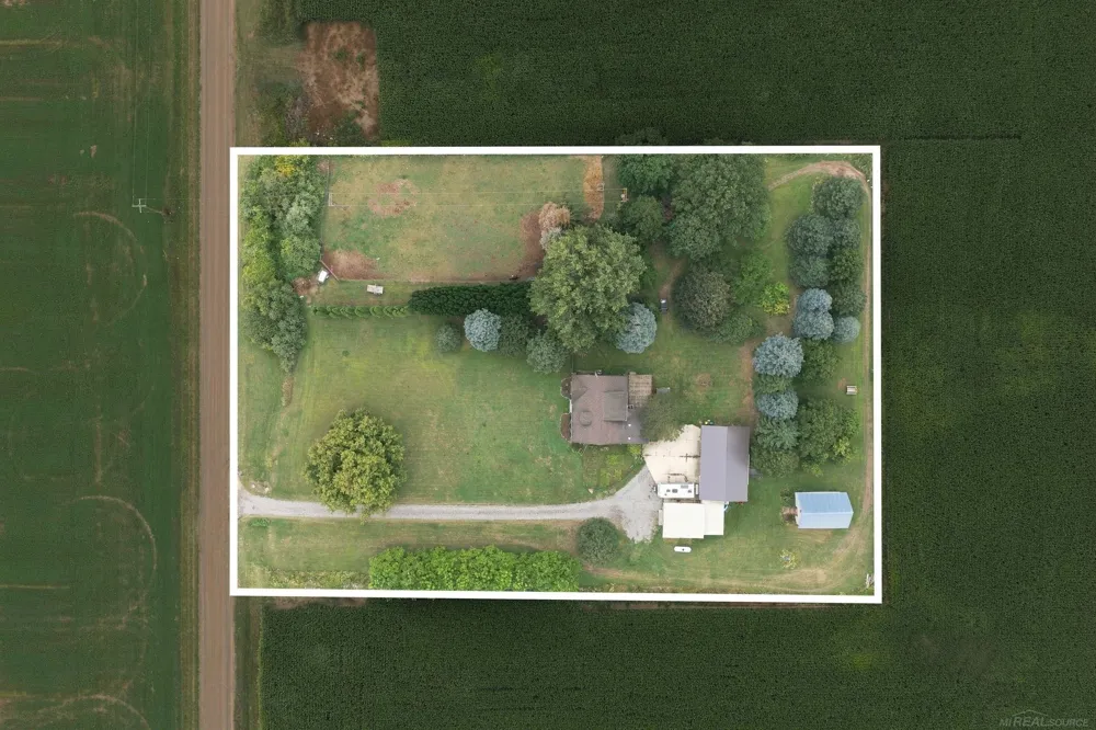 975 Banner Road Custer Township, MI 48471