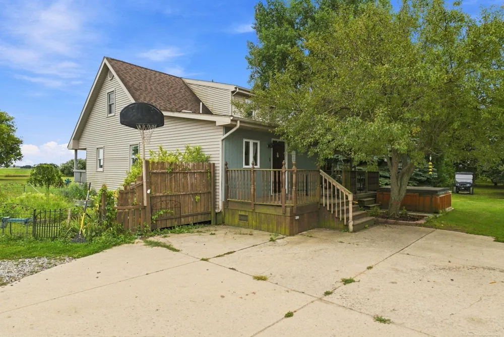 975 Banner Road Custer Township, MI 48471