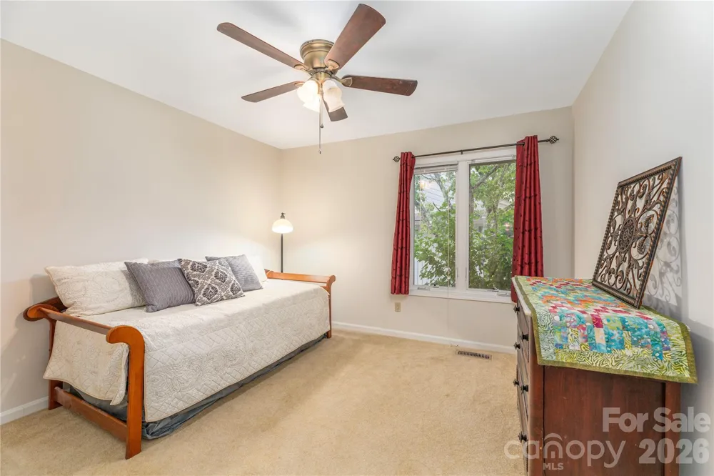 121 Deerlake Drive Asheville, NC 28803