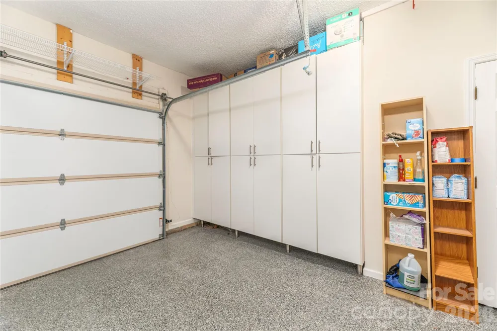 121 Deerlake Drive Asheville, NC 28803