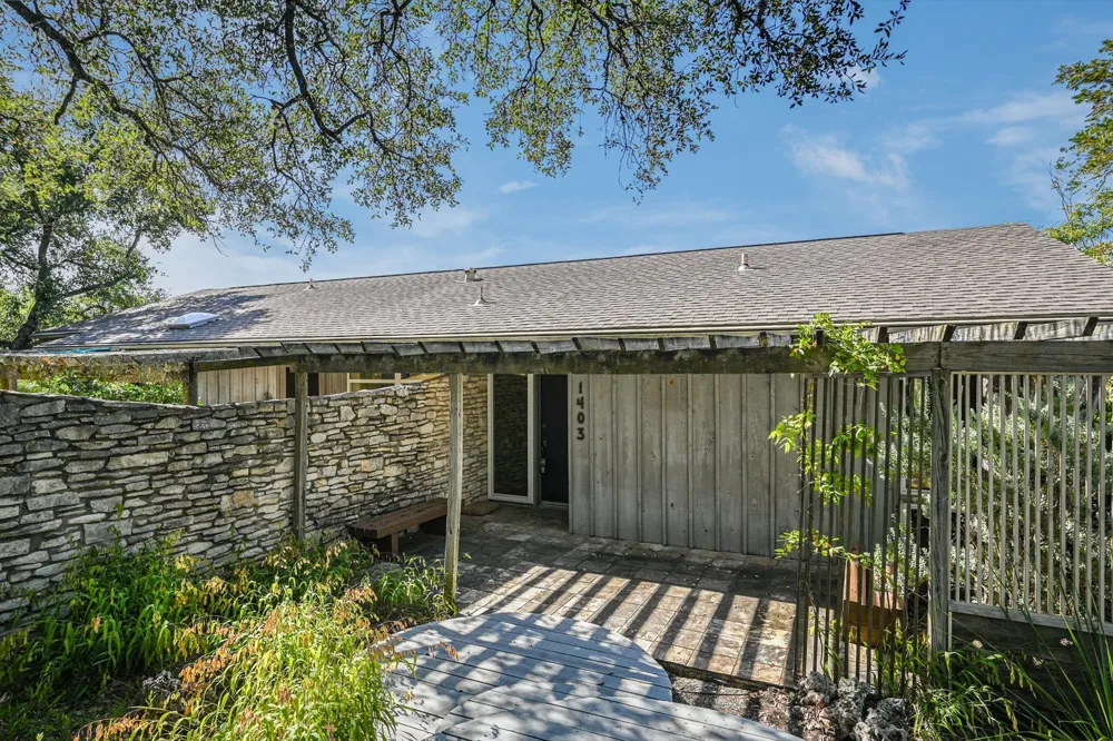 1403 Redbud Trail West Lake Hills, TX 78746