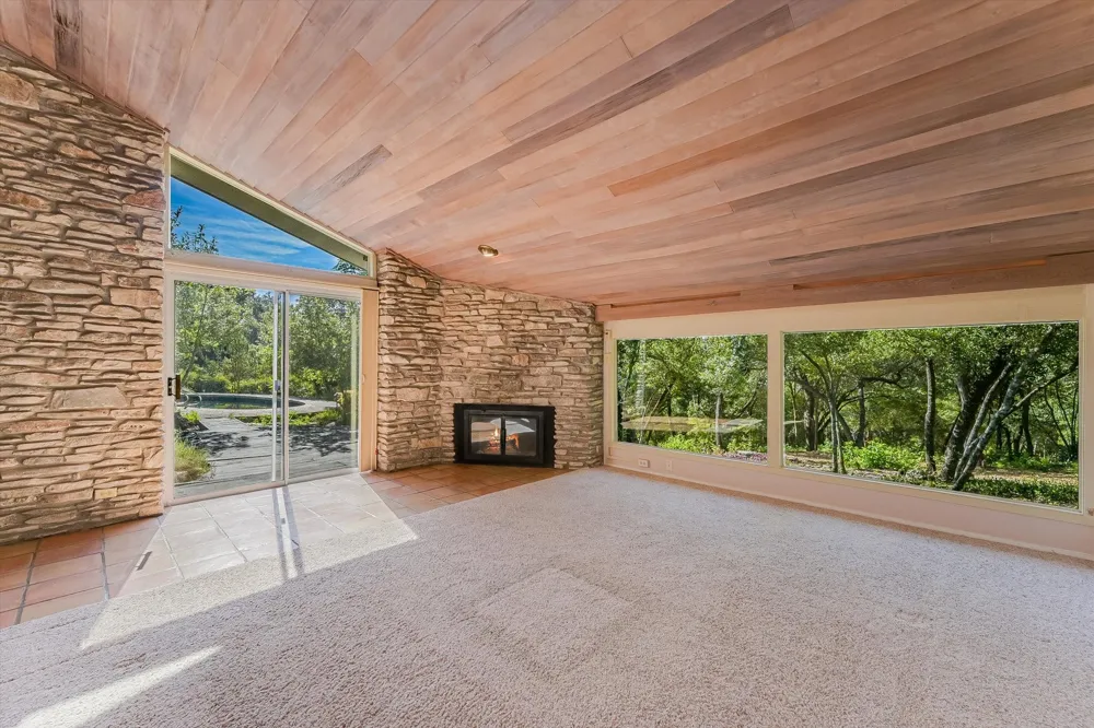 1403 Redbud Trail West Lake Hills, TX 78746