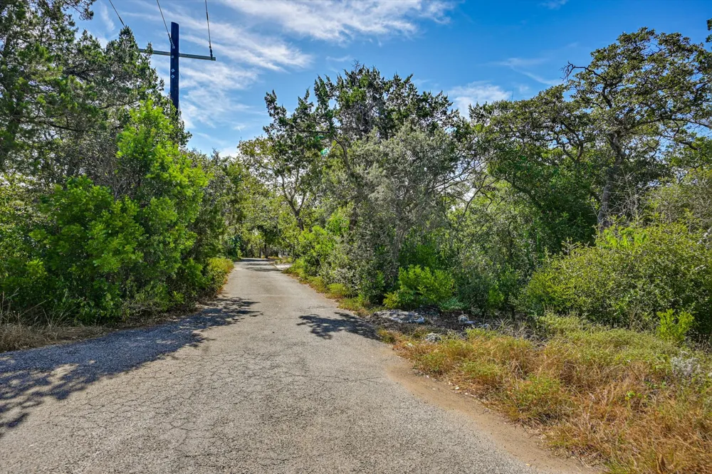 1403 Redbud Trail West Lake Hills, TX 78746