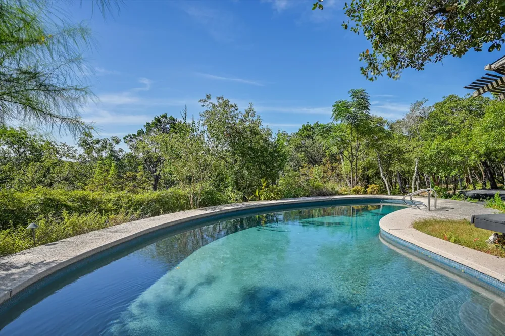 1403 Redbud Trail West Lake Hills, TX 78746