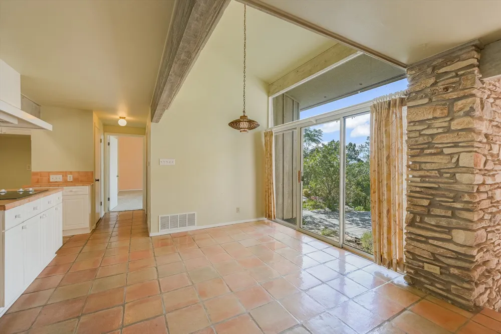 1403 Redbud Trail West Lake Hills, TX 78746