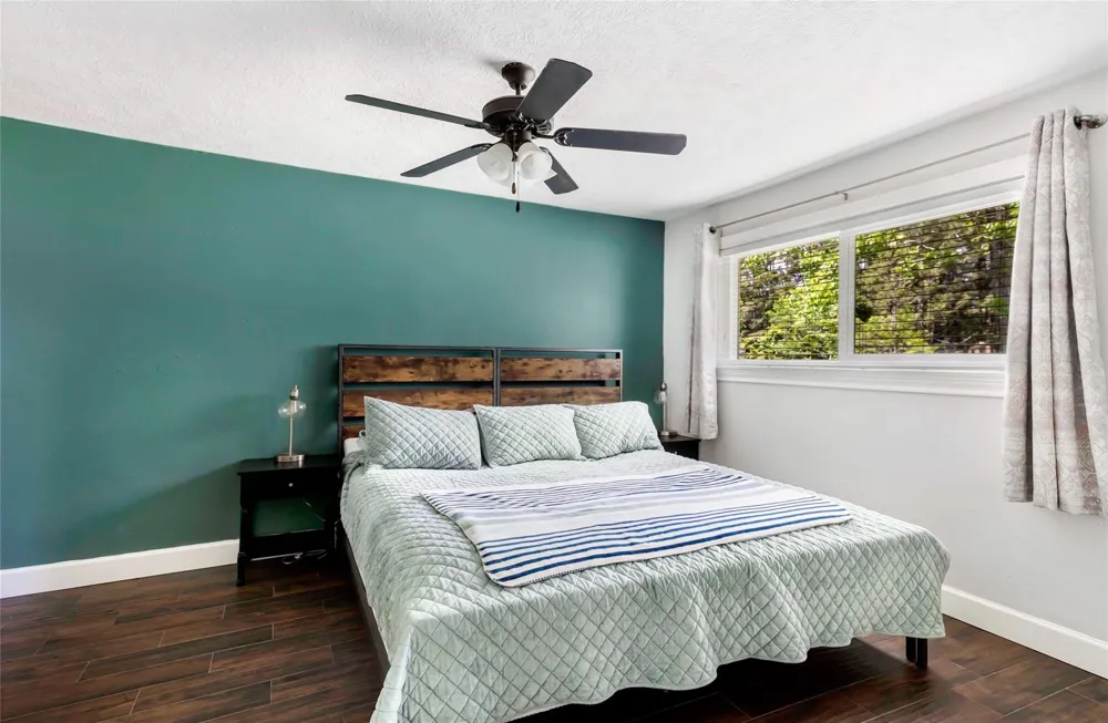 2543 Fountain View Street New Caney, TX 77357