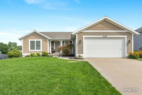 5235 Quest Drive SW