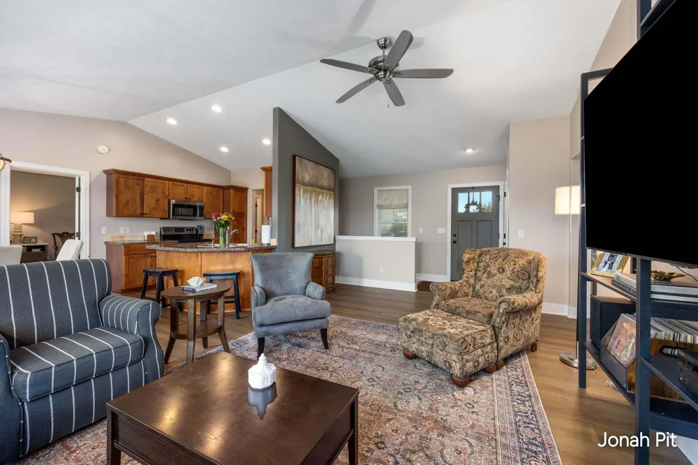 5235 Quest Drive SW Wyoming, MI 49418