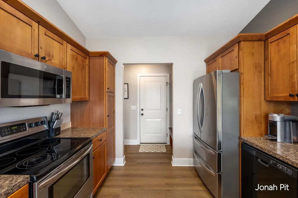 5235 Quest Drive SW Wyoming, MI 49418