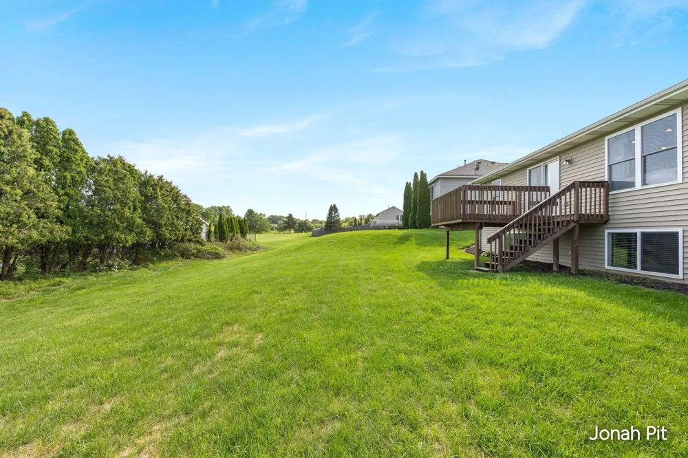 5235 Quest Drive SW Wyoming, MI 49418