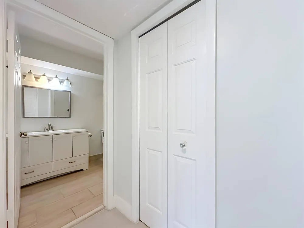 16300 Golf Club Road #201 Weston, FL 33326