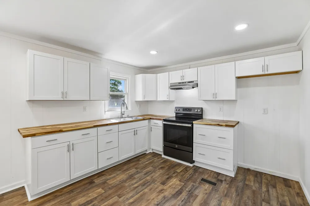 112 Smith St Huntland, TN 37345