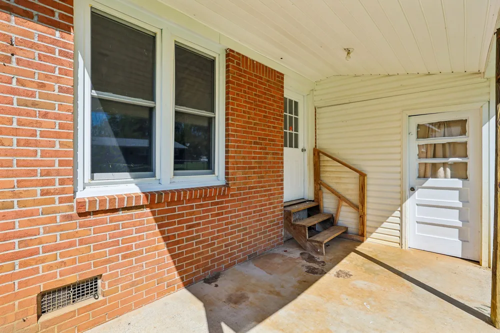 112 Smith St Huntland, TN 37345