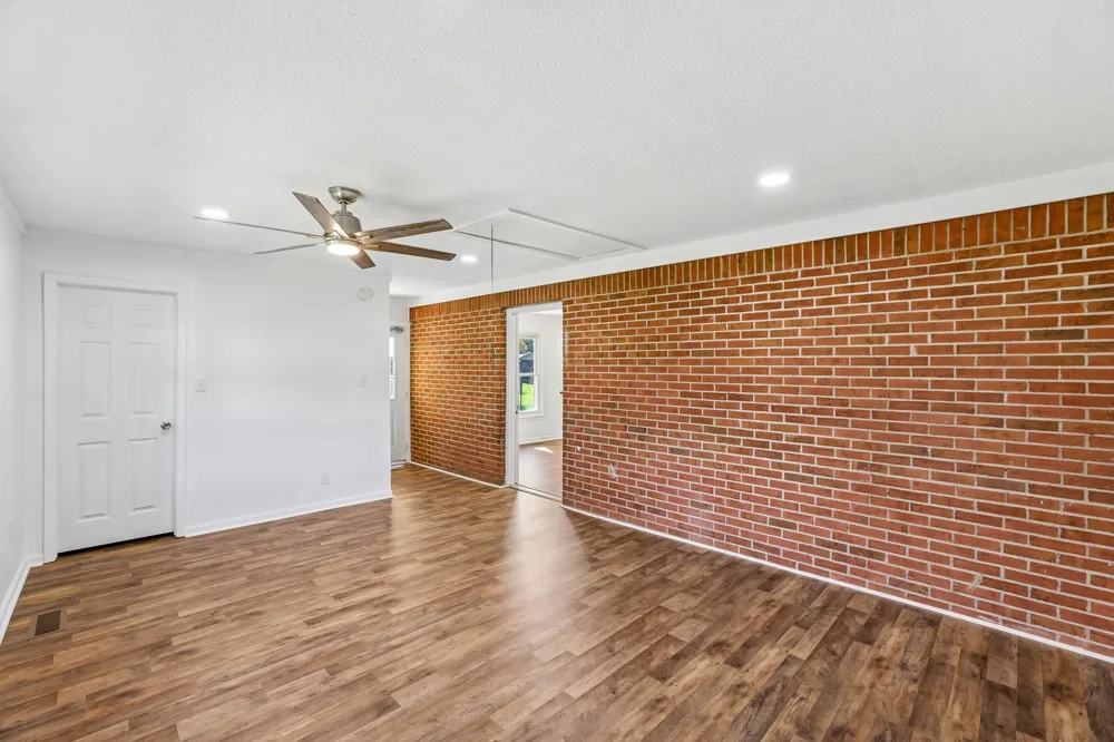112 Smith St Huntland, TN 37345