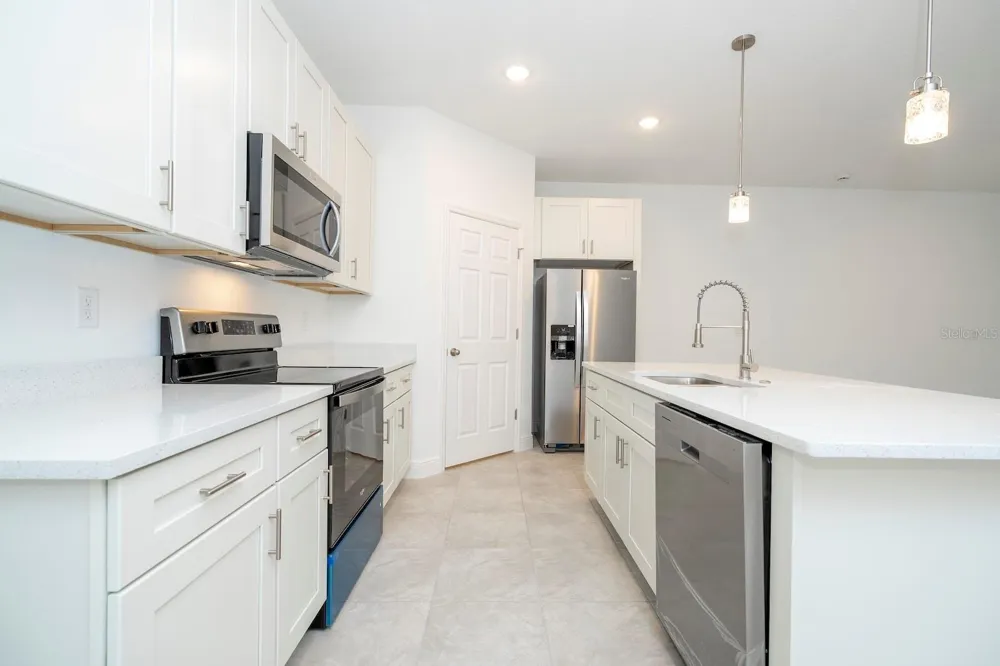 607 MARION OAKS BOULEVARD ocala, FL 34473