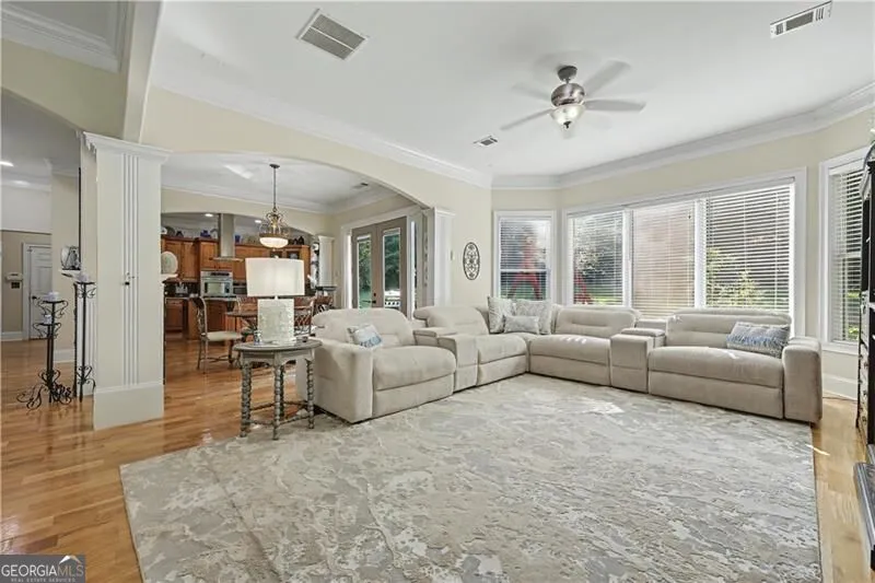 53 Saint Ives CIR Winder, GA 30680