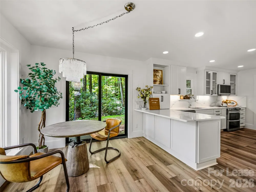 81 Summer Trees Lane Burnsville, NC 28714