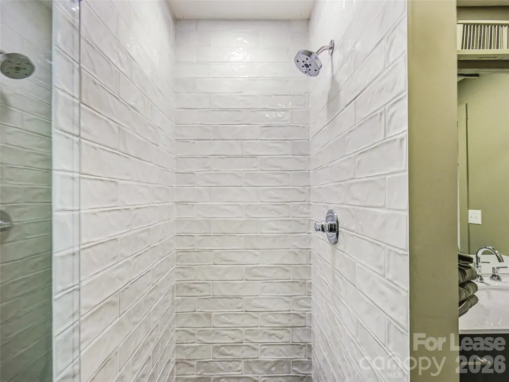 81 Summer Trees Lane Burnsville, NC 28714