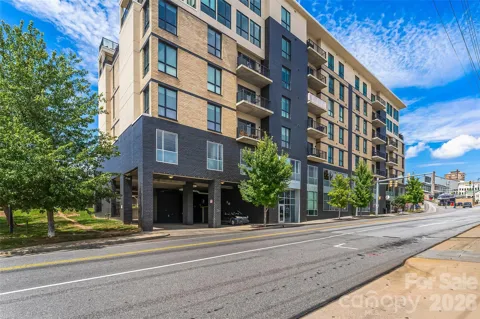 45 Asheland Avenue #401