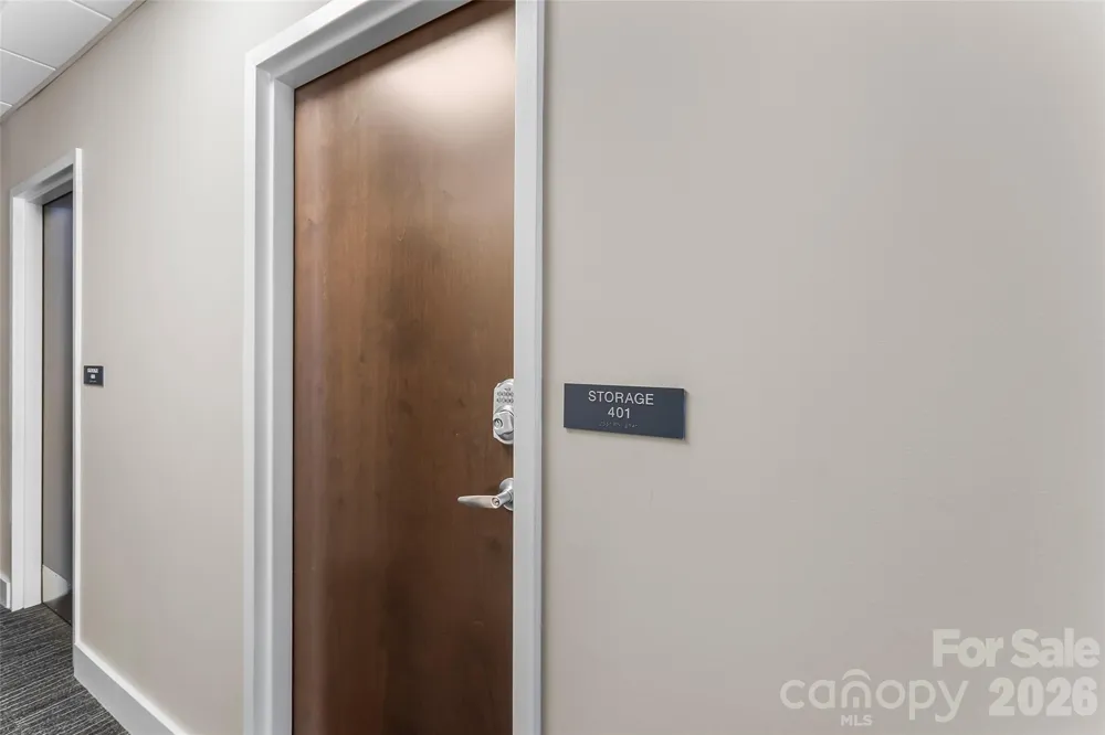 45 Asheland Avenue #401 Asheville, NC 28801
