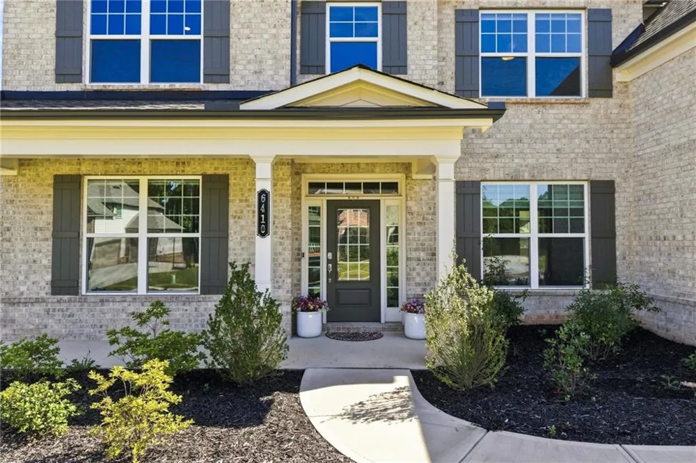 6410 Hawkins Manor Drive Cumming, GA 30040