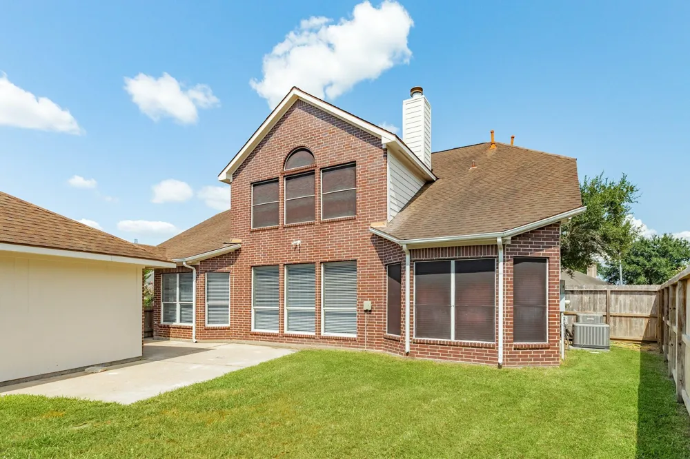 3206 Braesview Drive Pearland, TX 77584