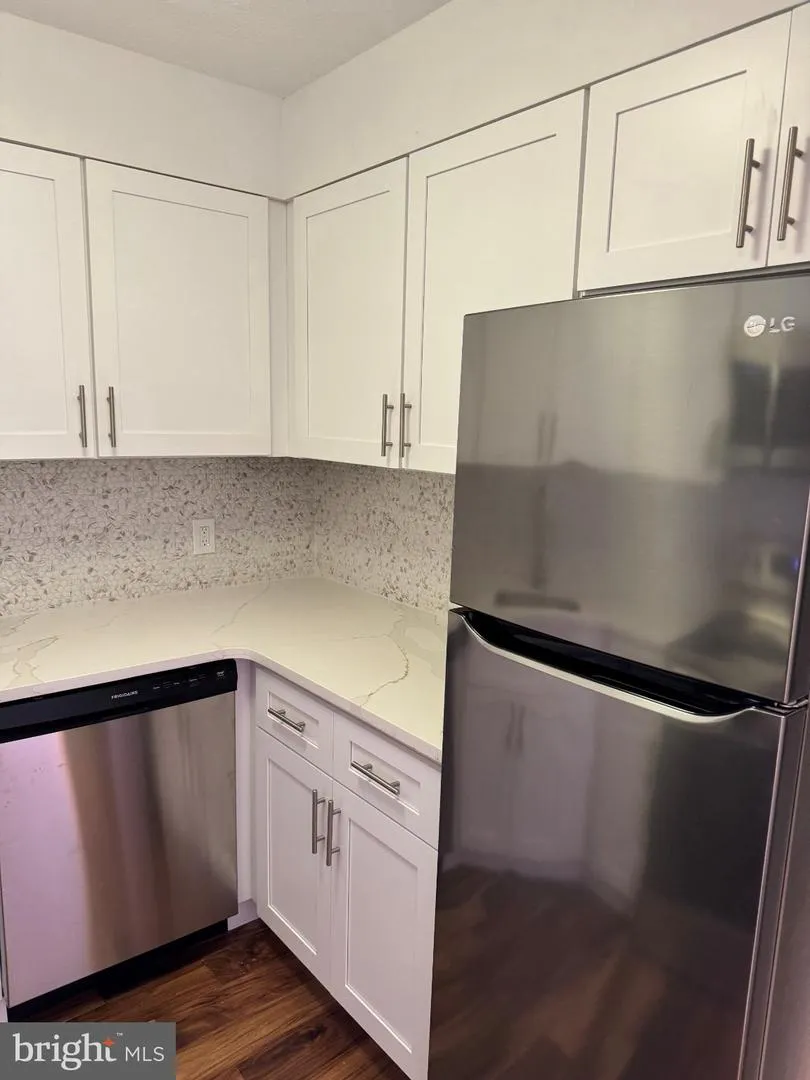 2018 WALNUT STREET #7M Philadelphia, PA 19103