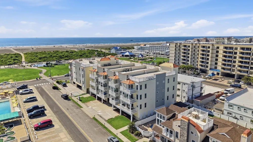 408 E Myrtle Road Wildwood Crest, NJ 08260