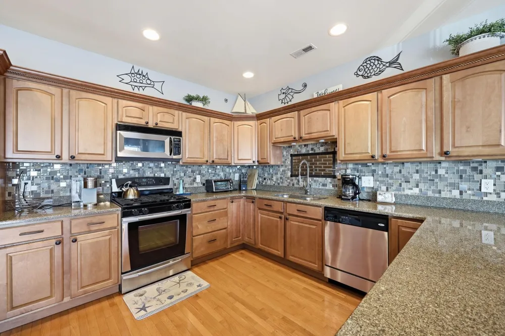 408 E Myrtle Road Wildwood Crest, NJ 08260