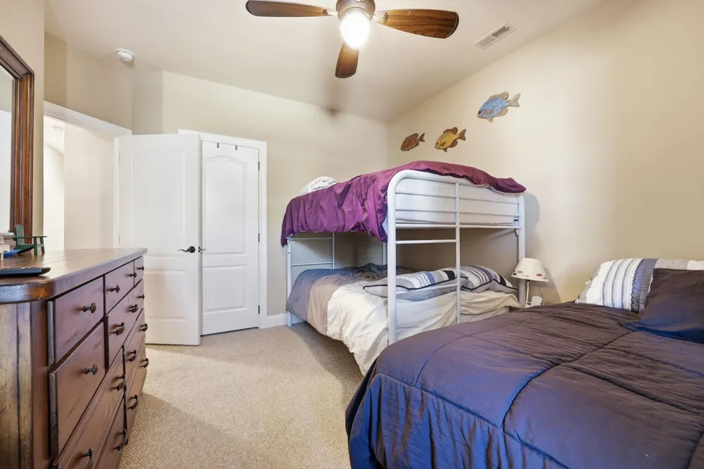 408 E Myrtle Road Wildwood Crest, NJ 08260