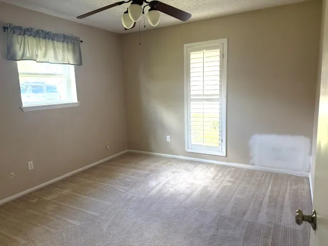 3612 Meadow Oaks Lane Bryan, TX 77802