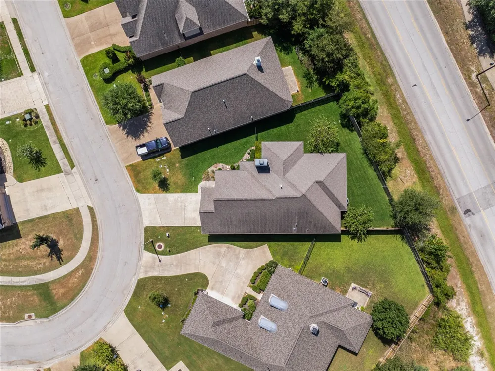 3517 Leesburg Path Bryan, TX 77808