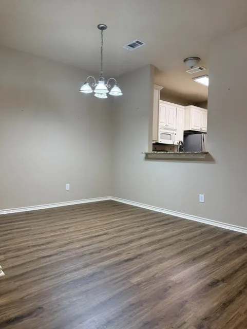 1702 Deacon Drive #303 College Station, TX 77845