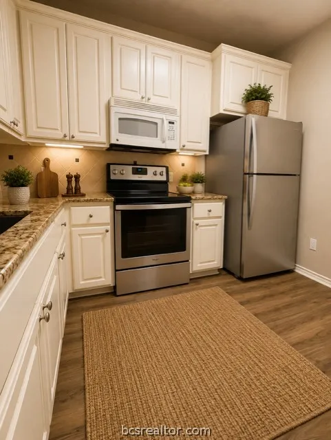 1702 Deacon Drive #303 College Station, TX 77845