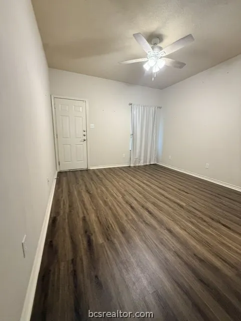 1702 Deacon Drive #303 College Station, TX 77845