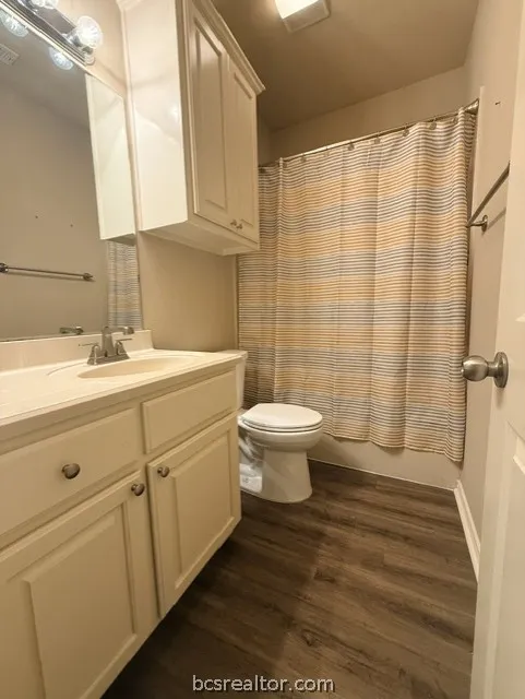 1702 Deacon Drive #303 College Station, TX 77845