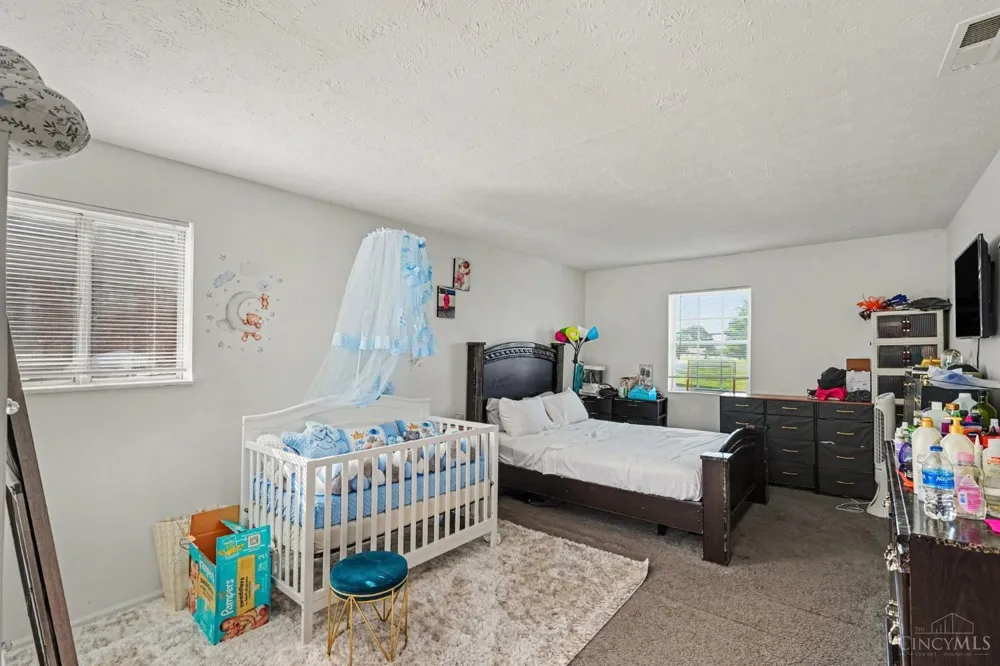 1727 John Gray Road Springfield, OH 45240