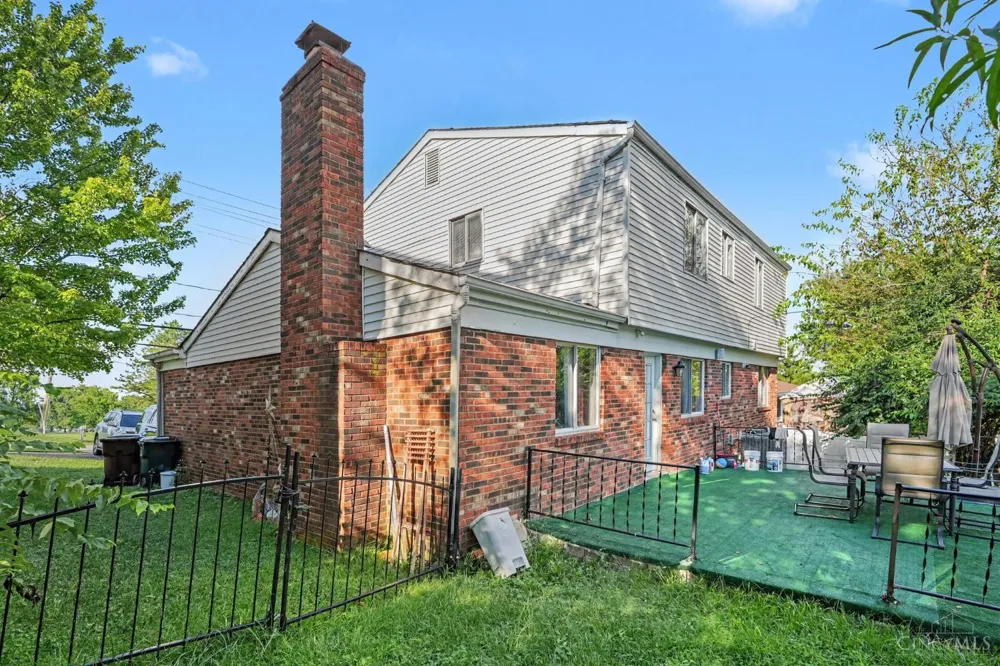 1727 John Gray Road Springfield, OH 45240