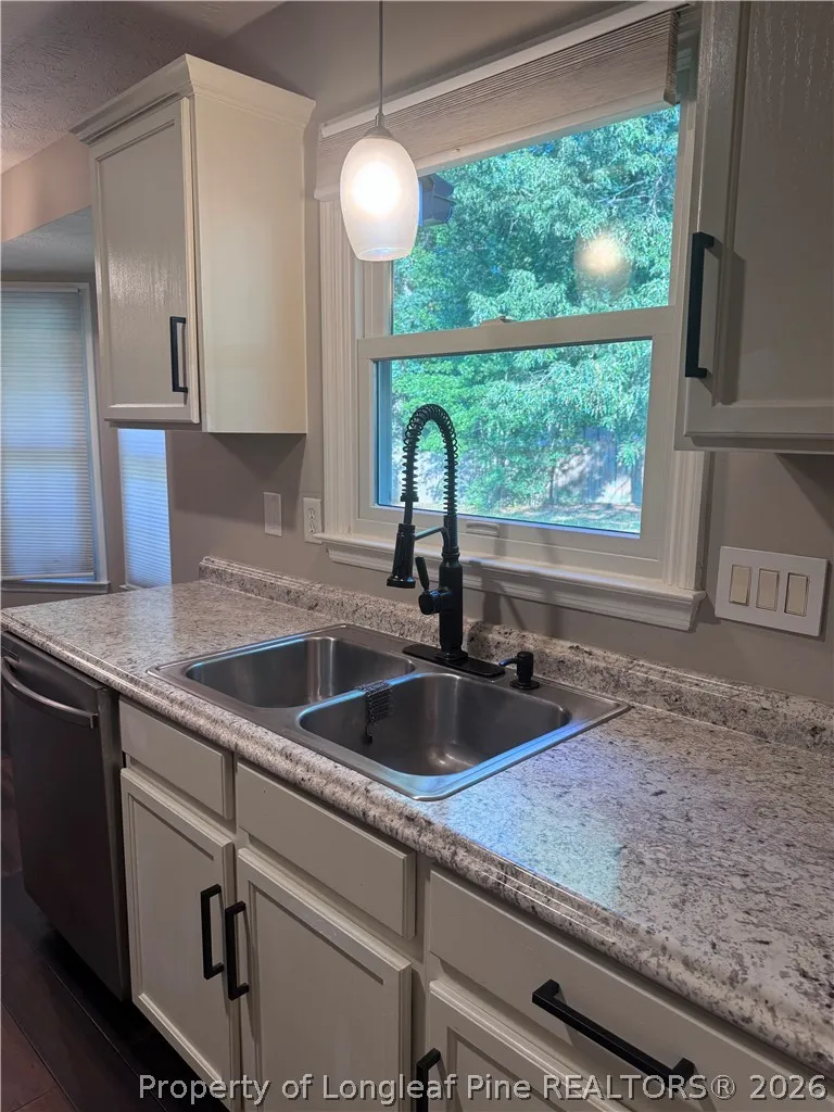 3028 Coachway Drive Fayetteville, NC 28306