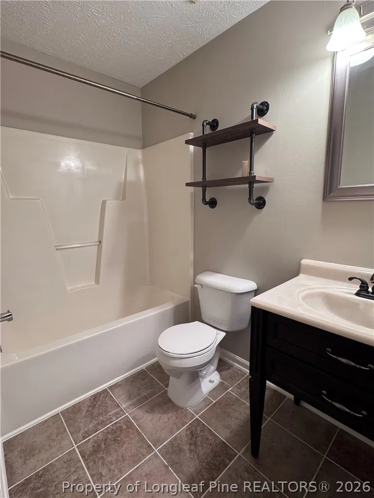 3028 Coachway Drive Fayetteville, NC 28306