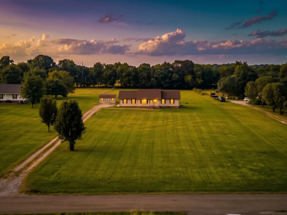 986 Bethlehem Church Rd Shelbyville, TN 37160
