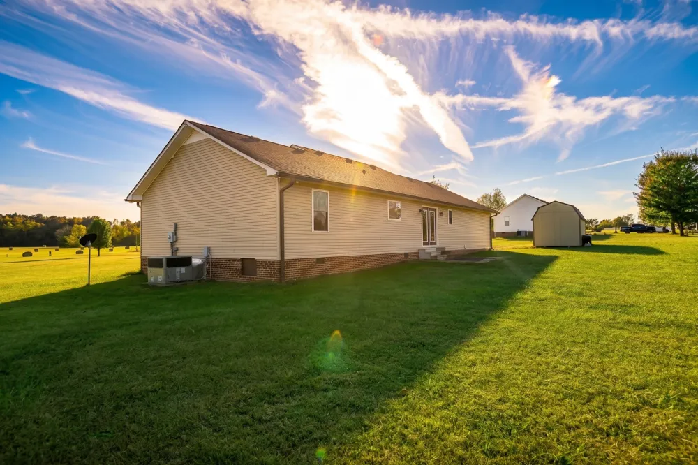 986 Bethlehem Church Rd Shelbyville, TN 37160