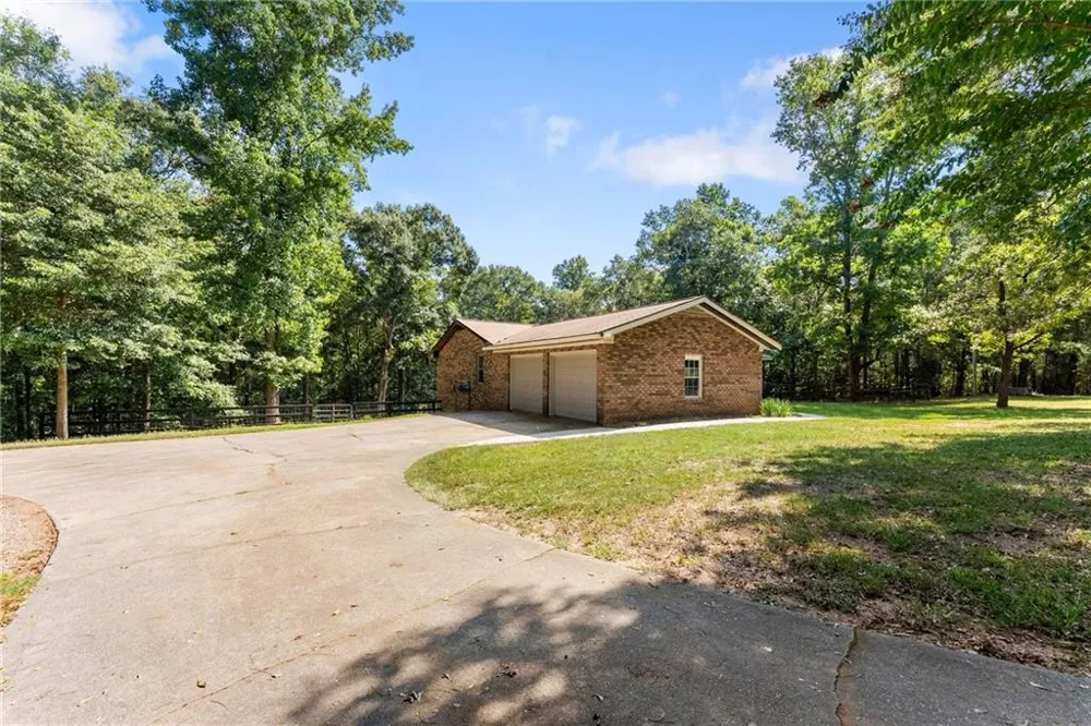 1556 Fred Goss Road Danielsville, GA 30633
