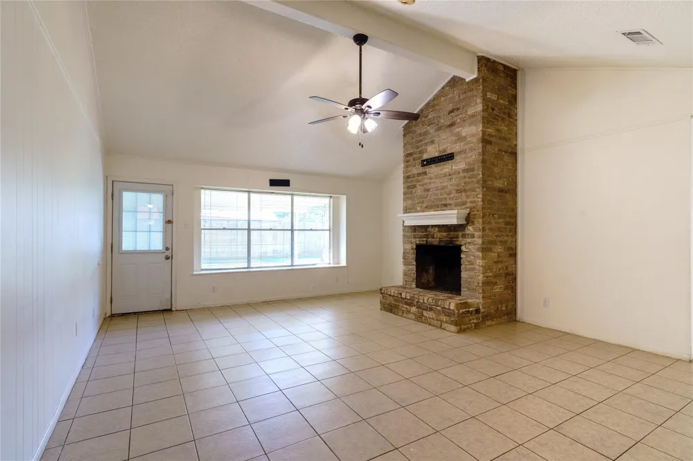 4850 Slade Ben Lane Alvin, TX 77511