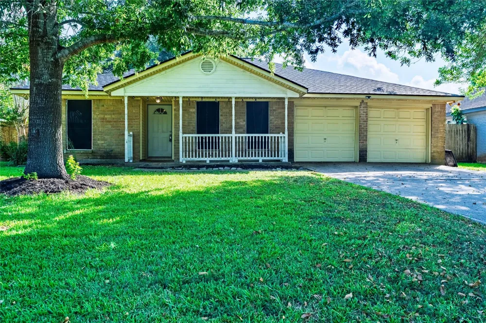 4850 Slade Ben Lane Alvin, TX 77511